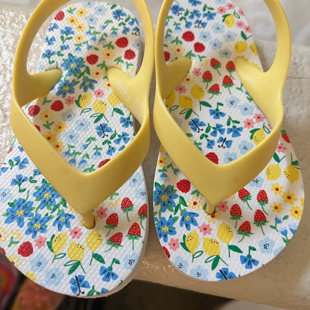Old Navy Kids Floral Flip Flops - Yellow and Multicolor